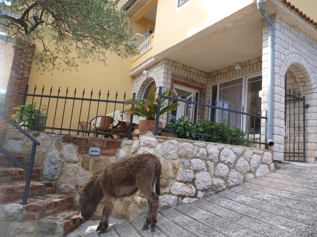 Apartments Dumicic Supetarska Draga Rom bilde
